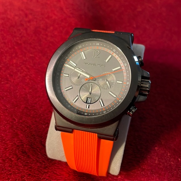 Michael Kors Mens Watch Orange Sports Band - Picture 3 of 6